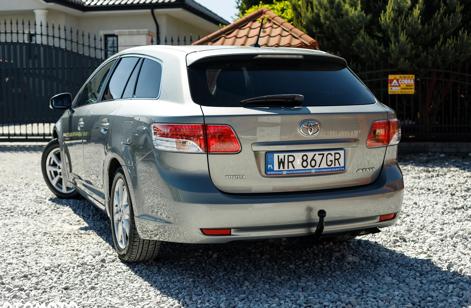 Toyota Avensis cena 33900 przebieg: 184000, rok produkcji 2009 z Rzgów małe 596